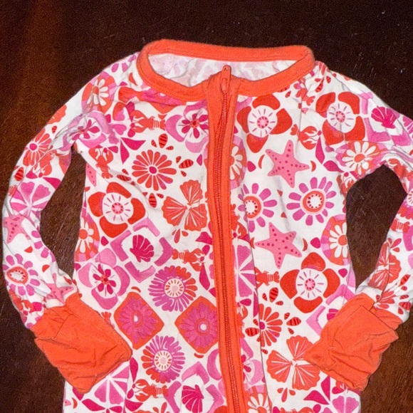 Little Sleepies Coastal Gems zippy - Picture 3 of 5